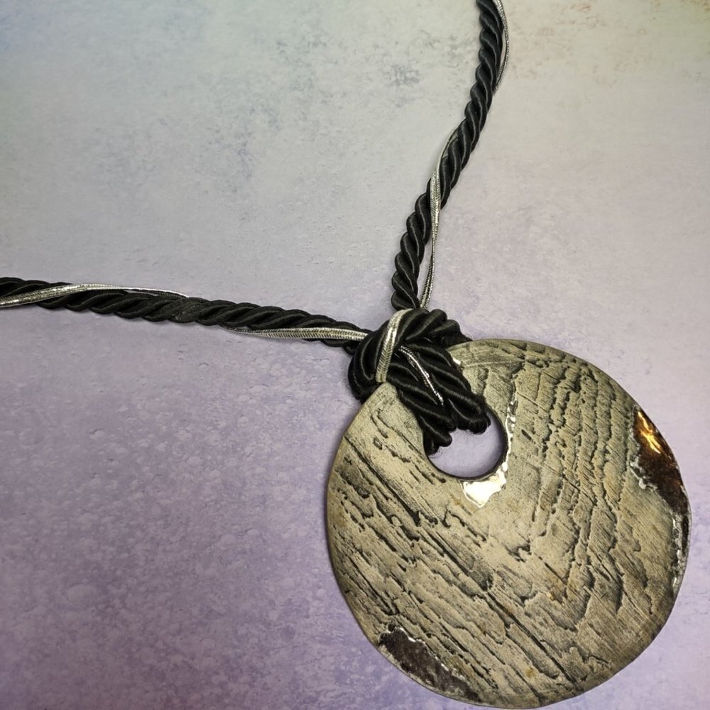 👍5 for $20 Chunky Black Rope Necklace with Large Round Pendant 26"